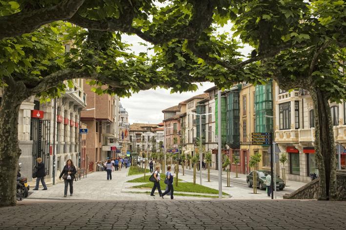 Hotel La Paz 利亚内斯 外观 照片